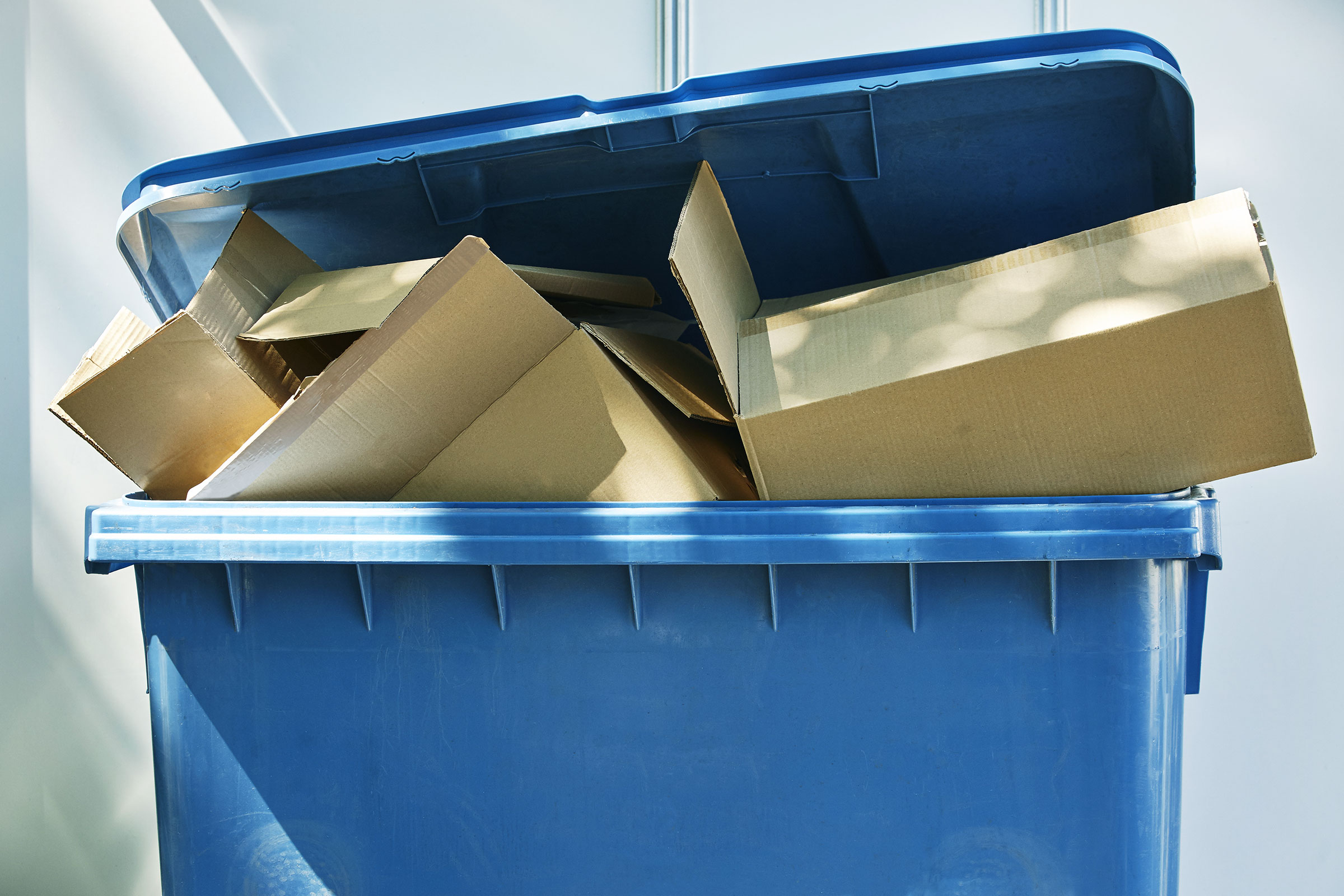 Papier und Pappe entsorgen - Abfallmanager Medizin